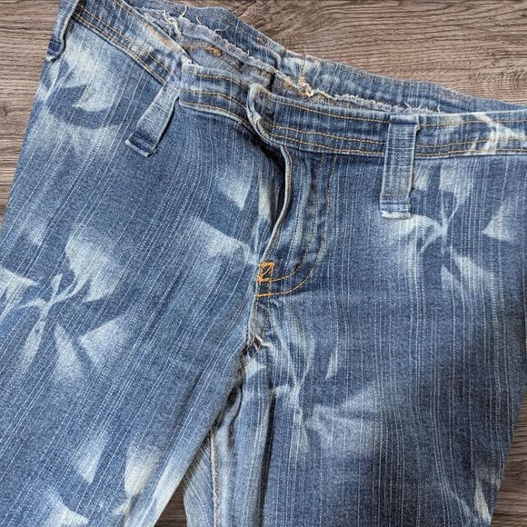 Low Rise Wide Leg Stretch Hippie Bleach Print Jeans - Picture 2 of 3